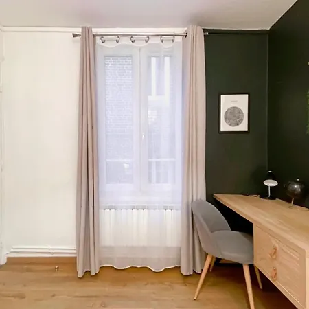 Apartment Pierre Proche Place Saint Marc *